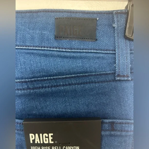 NWT PAIGE High Rise Bell Canyon Jeans